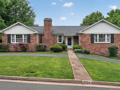3904 Ridge Rd