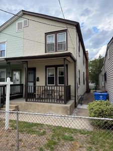 219 Taylor St