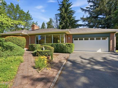 Property at 1595 NW 1st St, Gresham, OR