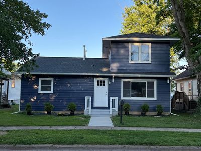220 Oak St