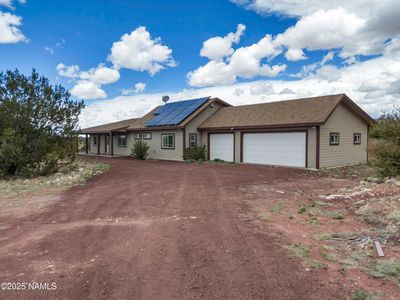 8752 Lariat Rd