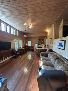 281 Eclipse Ln