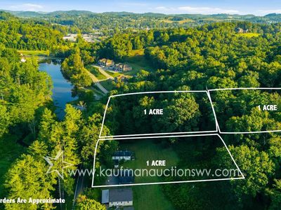 409 Hinkle Lake Rd