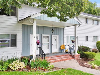 250 N Raymond Rd #B2