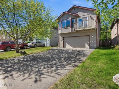 3840 Reflection Dr