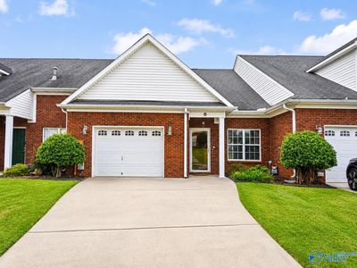 468 Shamrock Dr