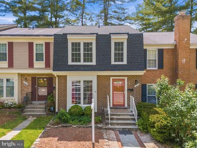 10067 Maple Leaf Dr