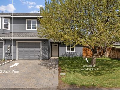 821 Jack Pine Dr