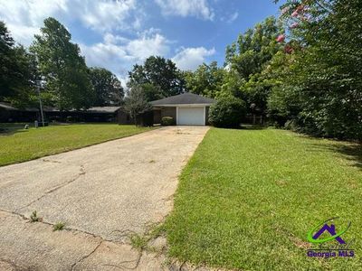 102 Modred Ct