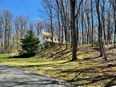 32 Saint Bernards Rd