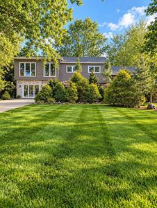 3 Chaucer Rd