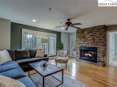 437 Peaceful Haven Drive UNIT F-2