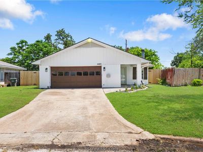4403 Robinhood Cir