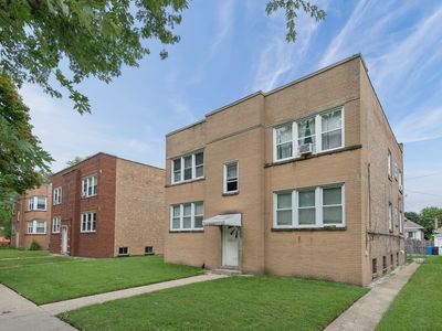6547 N California Ave #2N