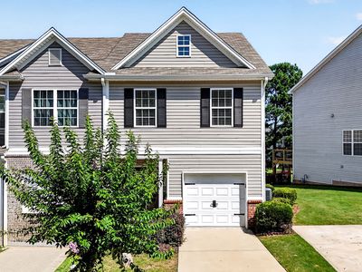 Property at 4688 Beacon Ridge Ln, Flowery Branch, GA