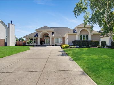 49 Markley Dr
