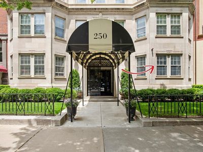 250 Beacon St #1B