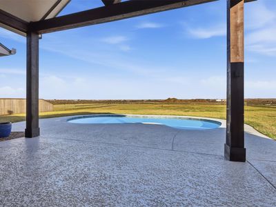 7915 Stratford Hall Dr