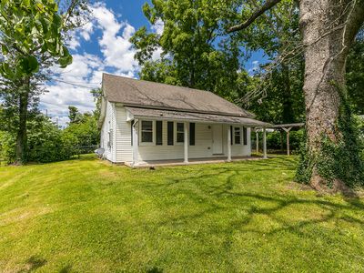 2500 N Summit Avenue