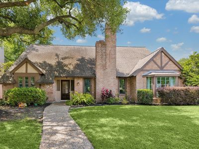 1702 Beech Bend Dr