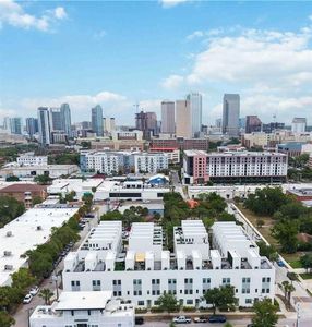 1332 W GRAY STREET #5
