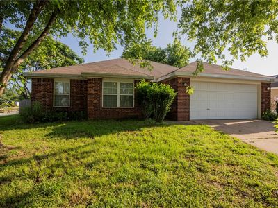 6406 SW Meadow Well Ave