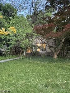 50 Brookside Ave
