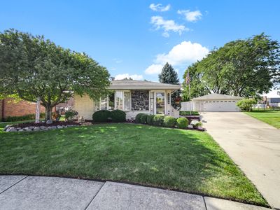 12132 S James Dr