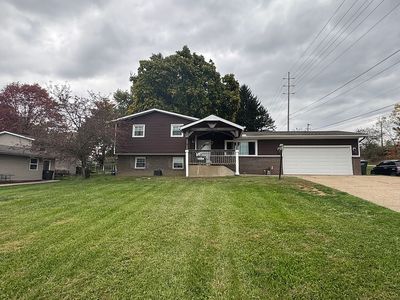 8069 Orchardway St NW