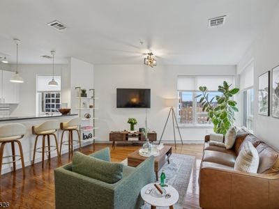 52 Lincoln Ave