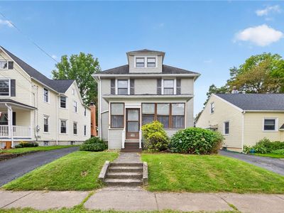 122 W Hickory St