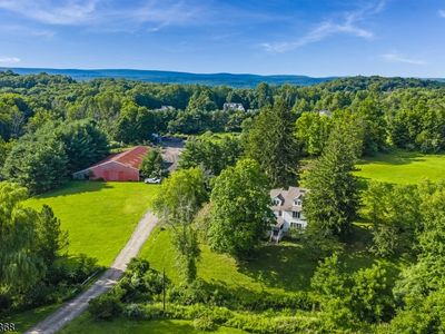 32 Stillwater Rd
