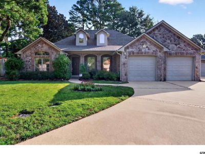 5415 Andover Dr