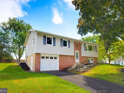 341 Primrose Ln