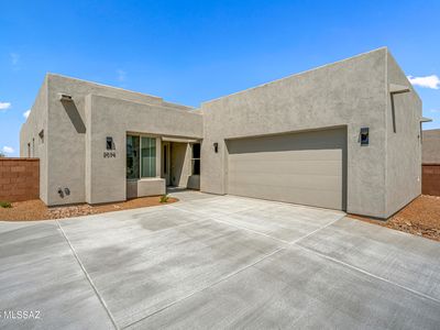 2074 W Spotted Toad Ct