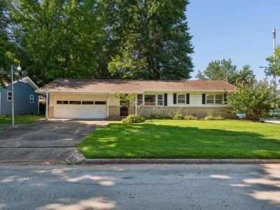 1206 E Rosebrier Street