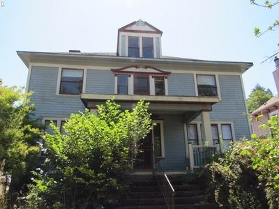 Property at 803 SE Kane St, Roseburg, OR
