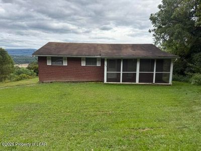 280 Valley View Ave