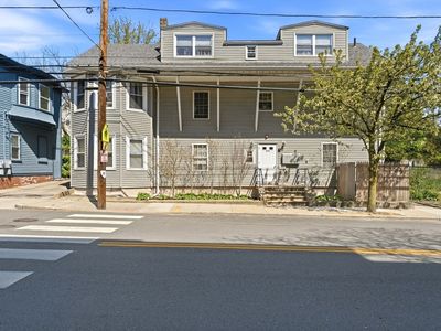 513 Charles St