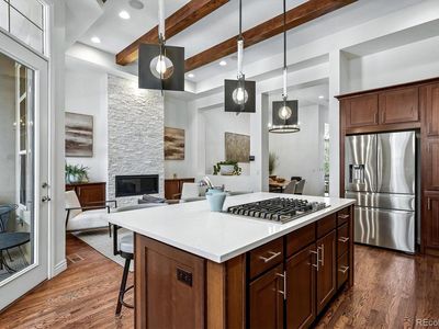 10108 Inverness Main Street