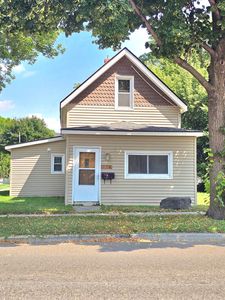 Property at 801 5th St SW, Willmar, MN