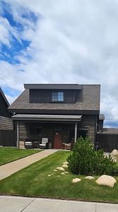 215 E 2nd Ave #4
