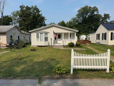 2413 N Milton St