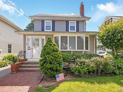 69 Vernon Avenue
