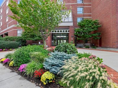 199 Coolidge Ave APT 109