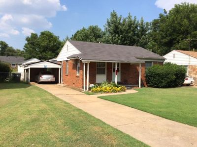 533 E Fairchild Dr