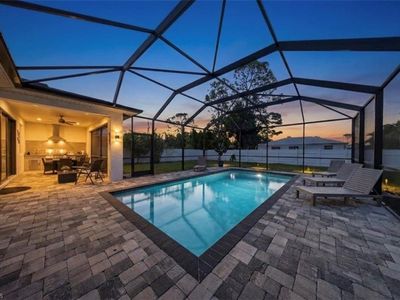 4634 Catalina LN