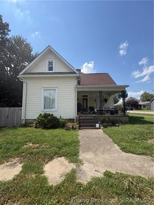 288 N Meridian Street