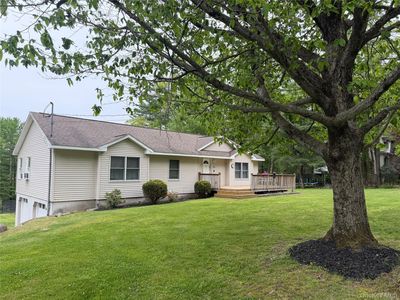 1181 Sackett Lake Road