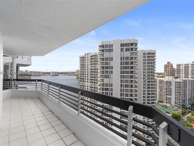 Property at 19195 NE 36th Ct APT 2502, Aventura, FL